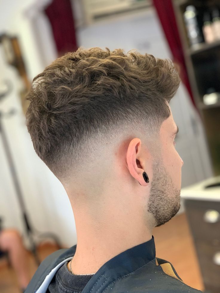 Mid Skin Fade