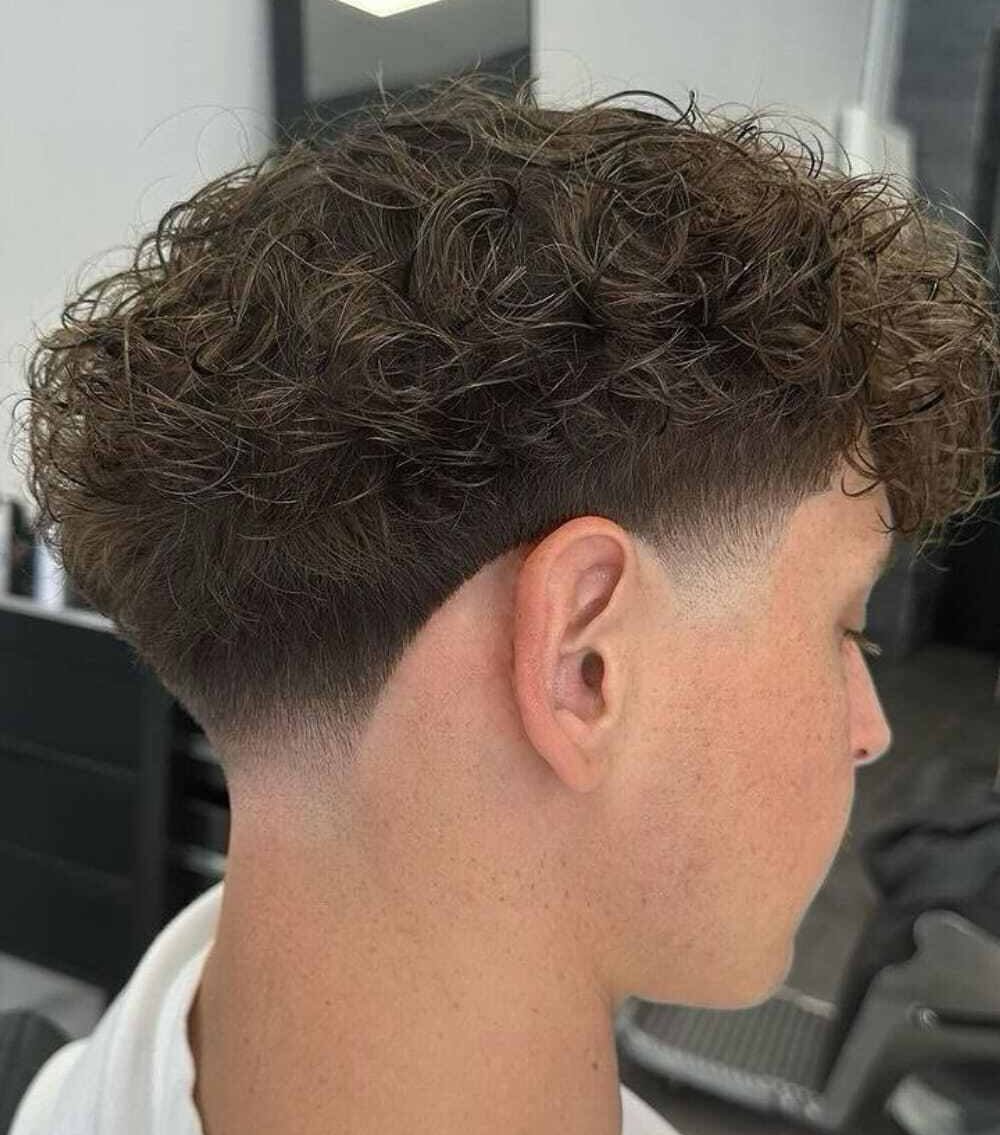 Taper Fade for Curly Hair 3